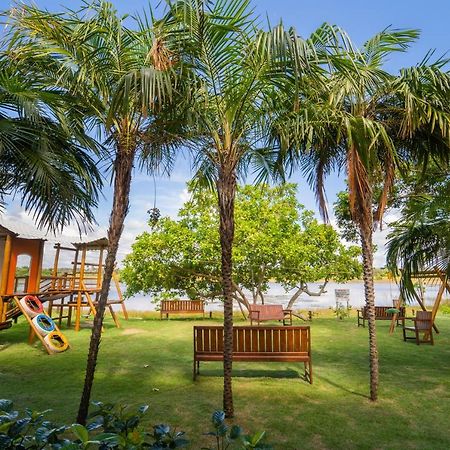 Apartamento Praia Guarajuba - Porto Smeralda Eksteriør bilde
